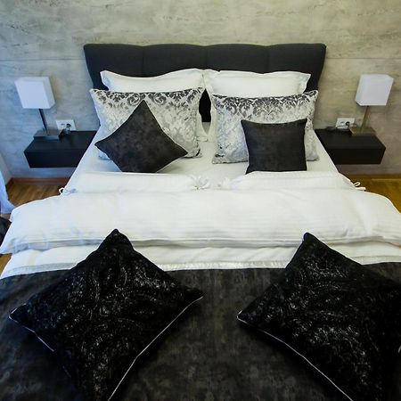 Apartment Exclusive And Studio Subotica Exterior foto