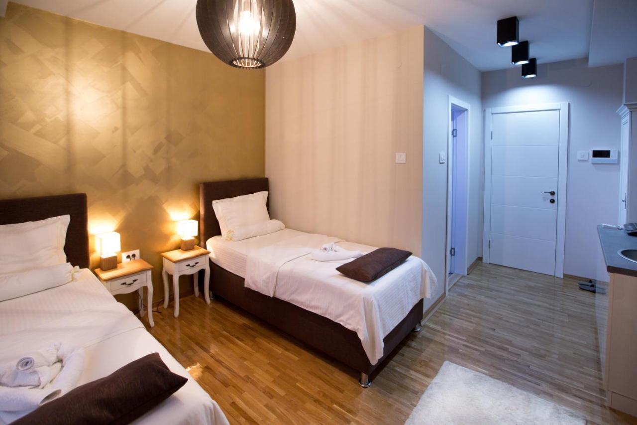 Apartment Exclusive And Studio Subotica Exterior foto